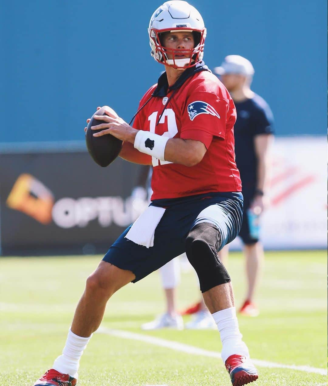 トム・ブレイディさんのインスタグラム写真 - (トム・ブレイディInstagram)「Football Camp 🏈 #whosahappycamper 😆」7月26日 6時13分 - tombrady