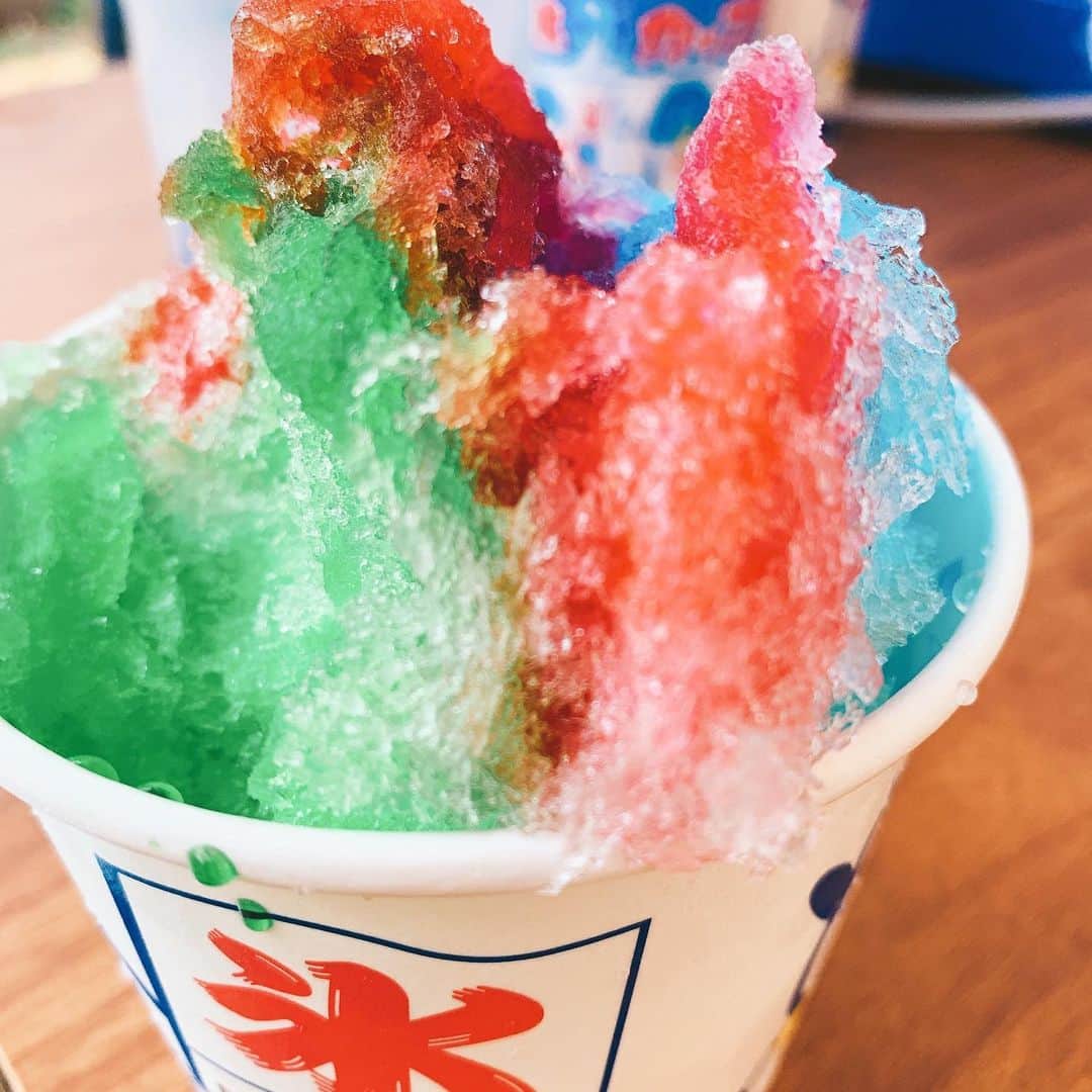 山内要さんのインスタグラム写真 - (山内要Instagram)「先日・・お祭りで個性的なかき氷のおもてなし♪戴きました♪明日のお祭りも楽しみです♪ 皆様で益城を、思う存分楽しんで下さいませ♪慶徳二郎もおじゃましま〜す♪#夏祭り #益城町 #慶徳二郎」7月26日 6時49分 - keitokujiro