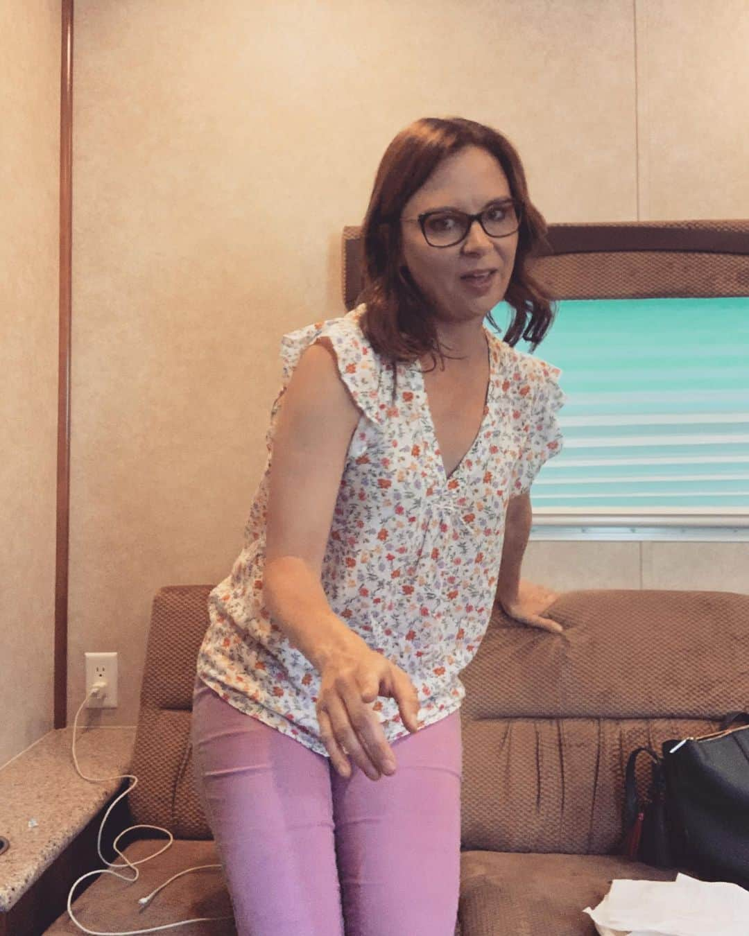 メアリー・リン・ライスカブさんのインスタグラム写真 - (メアリー・リン・ライスカブInstagram)「On location capturing the elegance of my trailer, my outfit and my beauty inside and out #goop #gucci #gucciloafers #xxxtentacionedits #xxxlifestyle #imomhard #stillacting #cantstop #queen #remymalikabday #freddiemercury #sexual #feminine #hardcore #indiefilm #trajectory #moca #thegivingkeys #jokoy #comedyandmagicclub #ericarhodes #punchline」7月26日 6時54分 - marylynnrajskub