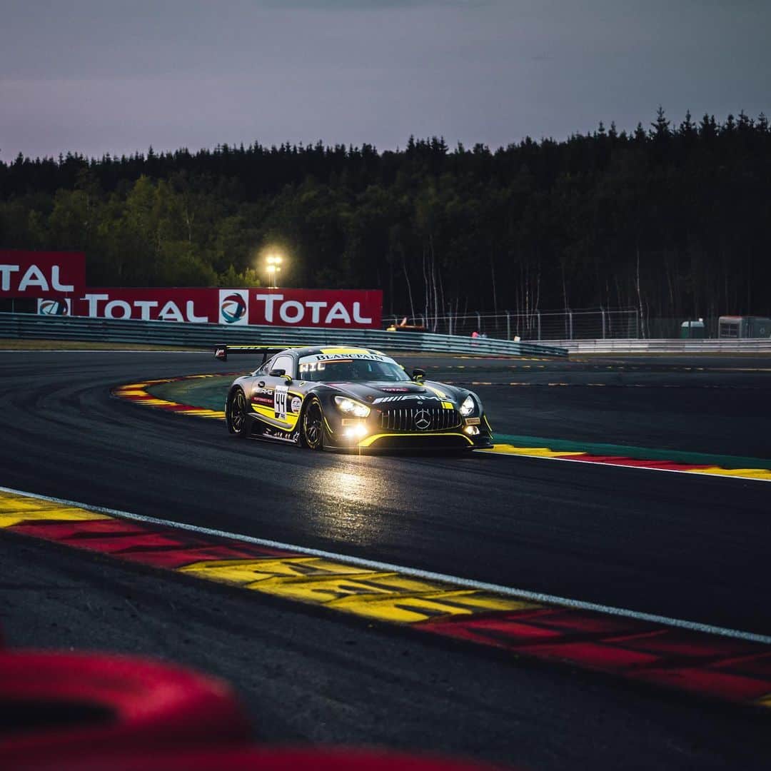 Mercedes AMGさんのインスタグラム写真 - (Mercedes AMGInstagram)「First track day at @circuit_spafrancorchamps. Practice and qualifying sessions for the @total24hoursofspa are done. We’re happy to have three Mercedes-AMG GT3s qualified for the Super Pole tomorrow. Stay tuned! #Spa24H #BlancpainGT #IntGTC #MercedesAMG #AMG #AMGGT3 #DrivingPerformanace」7月26日 7時08分 - mercedesamg