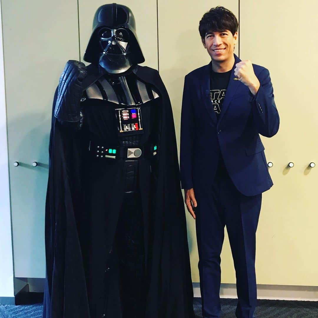 Saschaさんのインスタグラム写真 - (SaschaInstagram)「With #DarthVader on #starwarsdx #disneydeluxe the force is strong...」7月26日 7時25分 - sascha348