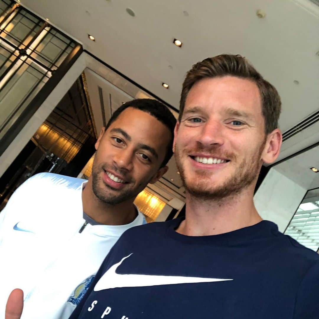 ヤン・フェルトンゲンのインスタグラム：「Look who came to see us!」