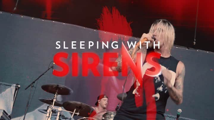 ジャスティン・ヒルズのインスタグラム：「Tickets & VIP for all shows on the How It Feels to Be Lost UK/EU Tour are available now at SirensMusic.co  3 Nov - Norwich 4 Nov - Bristol 5 Nov - Leeds 6 Nov - Glasgow 7 Nov - Birmingham 9 Nov - London 11 Nov - Paris 12 Nov - Antwerp 13 Nov - Eindhoven 14 Nov - Cologne 16 Nov - Frankfurt 17 Nov - Munster 18 Nov - Munich 19 Nov - Zurich 21 Nov - Milan 22 Nov - Vienna」