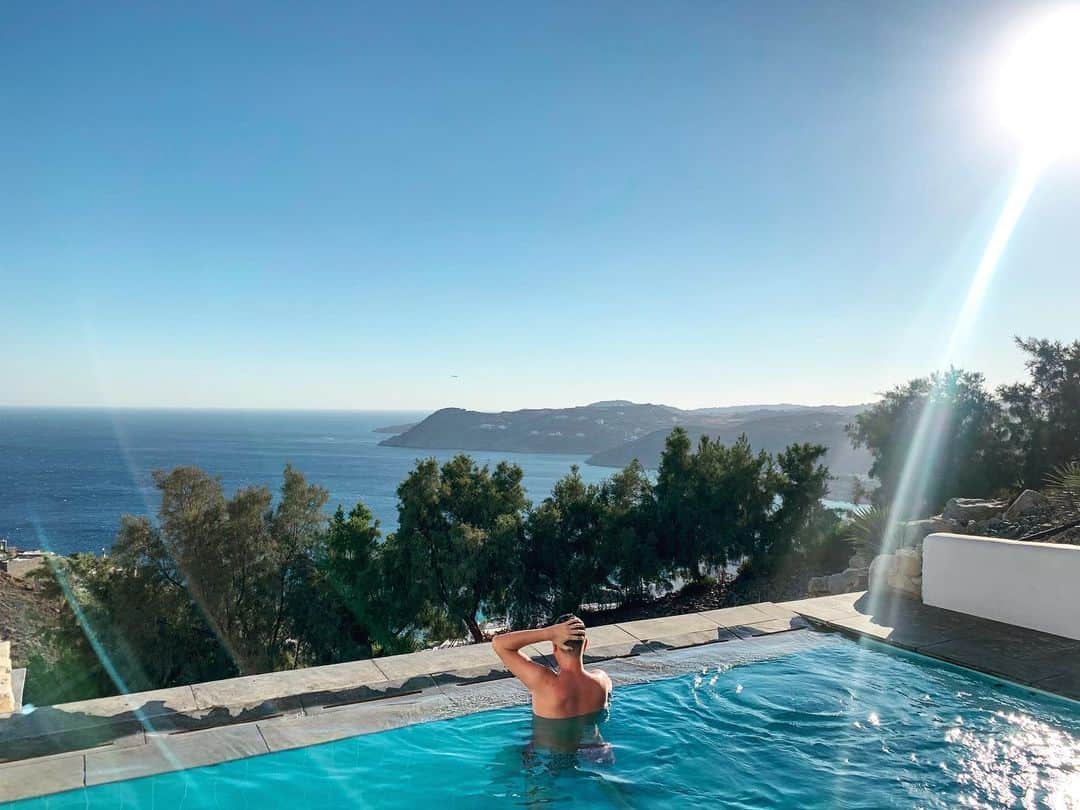 ロビン・シュルツさんのインスタグラム写真 - (ロビン・シュルツInstagram)「Bye bye Mykonos 🏝 Now off to Ibiza 🛩」7月26日 18時01分 - robin__schulz