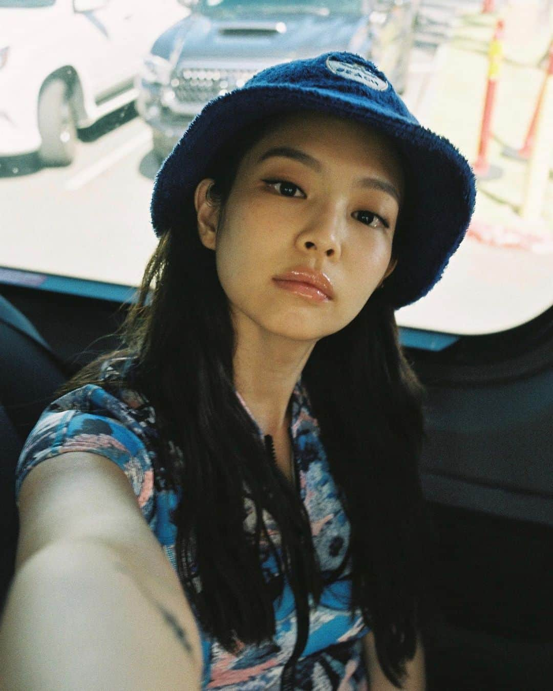 ジェニーさんのインスタグラム写真 - (ジェニーInstagram)「When your favourite brand makes bodysuits and a matching blue hat to make you feel like a professional surfer」7月26日 9時58分 - jennierubyjane