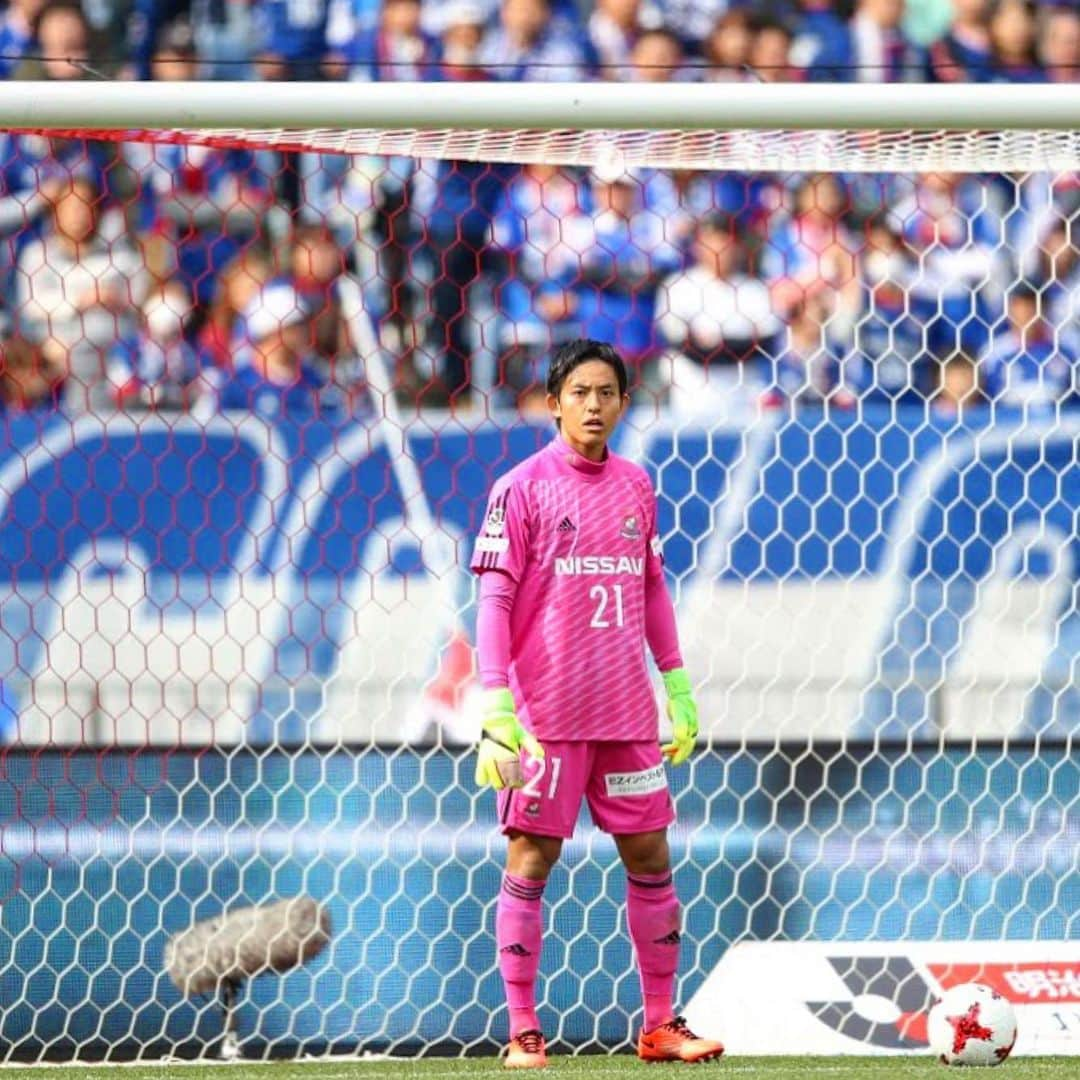 横浜F・マリノスさんのインスタグラム写真 - (横浜F・マリノスInstagram)「Thank you Hiroki for 14 seasons!! We will miss you 😢 .  #fmarinos #飯倉大樹 #HirokiIikura」7月26日 10時37分 - yokohamaf.marinos