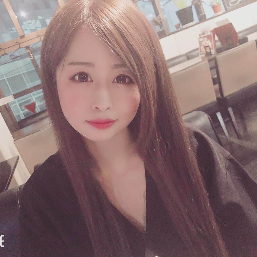 前田のののインスタグラム：「イメチェン成功！  #AV女優 #前田のの #ストリップ劇場 #浅草ロック座」