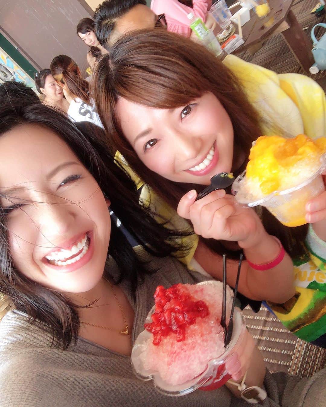 佐山愛さんのインスタグラム写真 - (佐山愛Instagram)「❤︎ ・ 昨日、事務所のみんなで海行ってきたよ🏖 ・ かわいこちゃんに囲まれて幸せ♡ ・ ほんとみんな仲良くて良い事務所だ✨ ・ ・ #ティーパワーズ #海 #bbq #湘南 #江ノ島 #ビーチ #美女揃い #仲良し #大好き #AIKA #大槻ひびき #波多野結衣 #加藤あやの #霧島りの」7月26日 12時57分 - ai_sayama0108