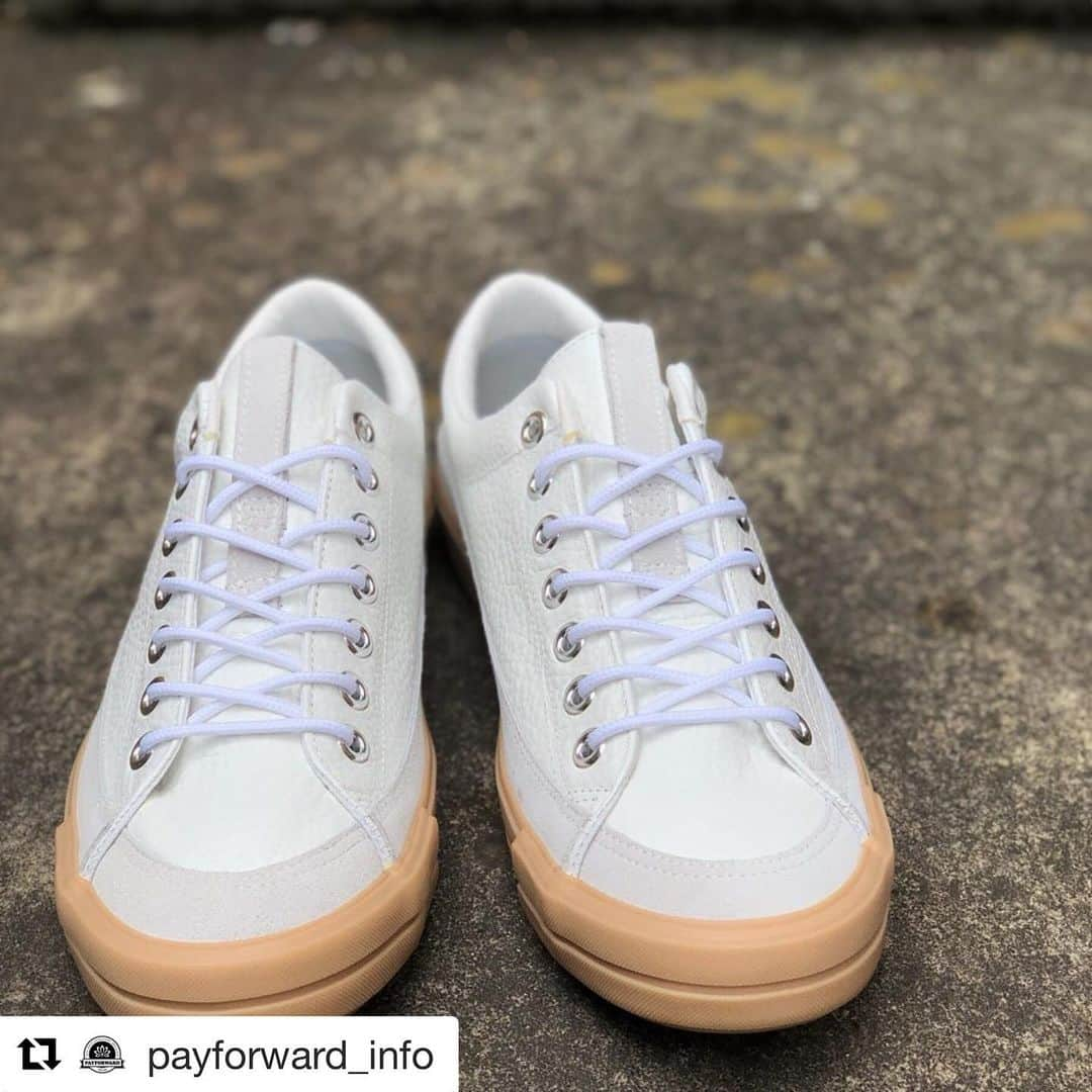 アールエフダブリューさんのインスタグラム写真 - (アールエフダブリューInstagram)「#Repost @payforward_info with @get_repost ・・・ ☆ ☆ ☆ #NewArrivals 【 RFW 】 --- Rhythm Foot Wear --- BAGLE-LO SHRINK LEATHER.  今作よりフォルムをリニューアルし、より高級感を演出したフィット感の良いローカットモデル。 アッパーにシボ革を使い、クラシカルな印象のガムソールとの相性がとても良い雰囲気です。 . . #RFW  #RhythmFootWear  #Sneakers #Shoes #FootWear  #Canvas #GumSole  #Fashion #CasualFashion  #PAYFORWARD  #CasualStyle  #SelectShop #ClothingStore  #アールエフダブリュー  #リズムフットウェア  #スニーカー #シューズ #フットウェア  #ガムソール  #カジュアルファッション  #ペイフォワード  #カジュアルスタイル  #セレクトショップ #服屋  #長野県 #佐久市 #佐久市の服屋」7月26日 13時15分 - rfwtokyo