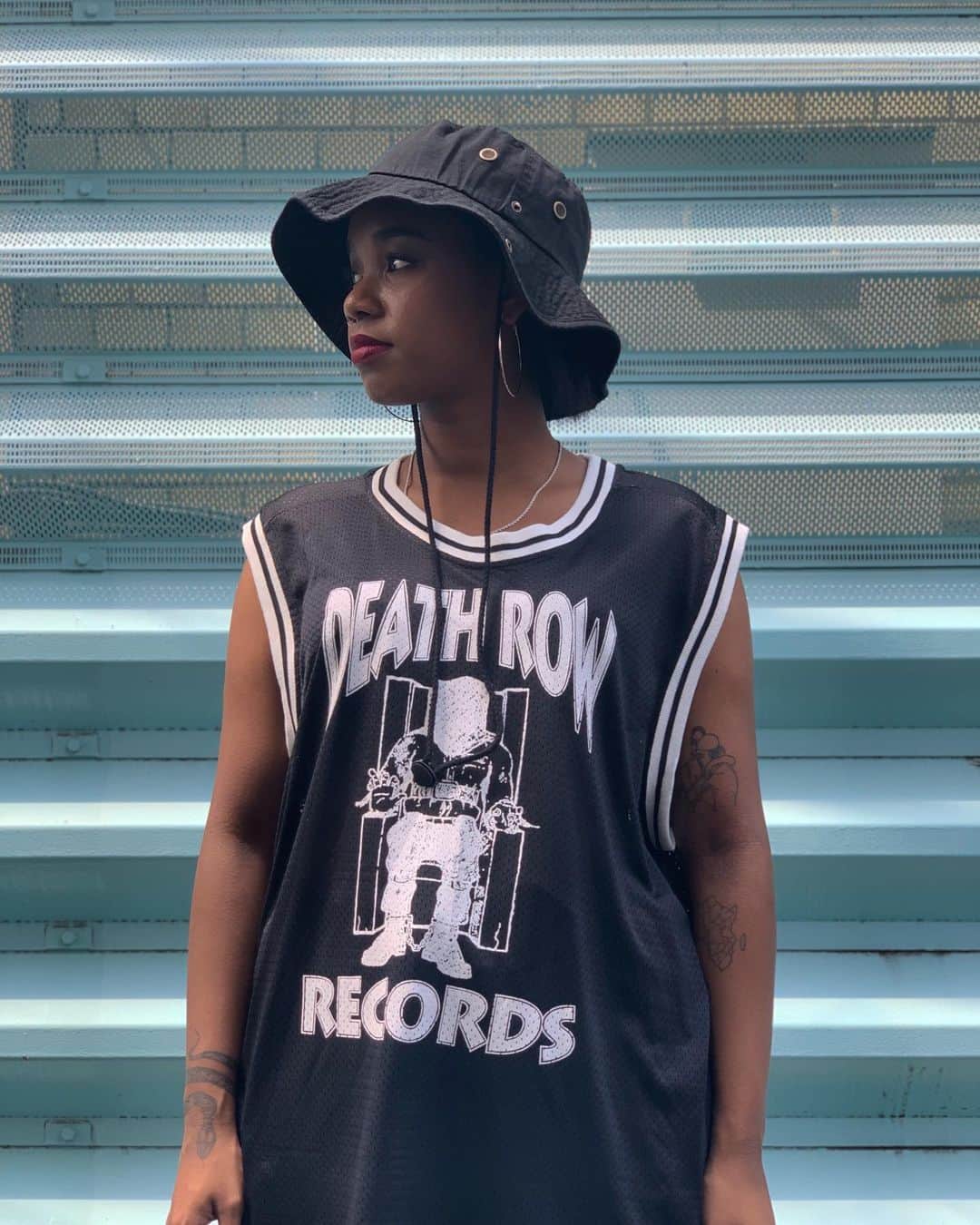 のインスタグラム：「#growaroundnewarrivals  DEATH ROW JERSEY🔫 Official  DEATH ROWアイテム入荷中です🔥 #deathrowrecords」