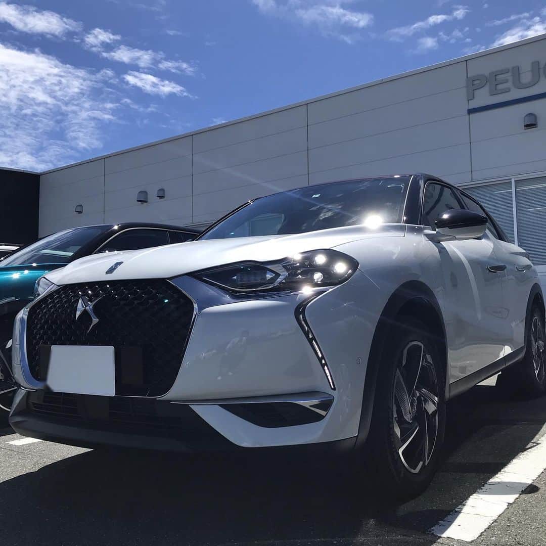 折目遼のインスタグラム：「新型DS3クロスバックをお借りして、約300キロのドライブ！ #ds3crossback #ds #シトロエン #プジョー #needs24」