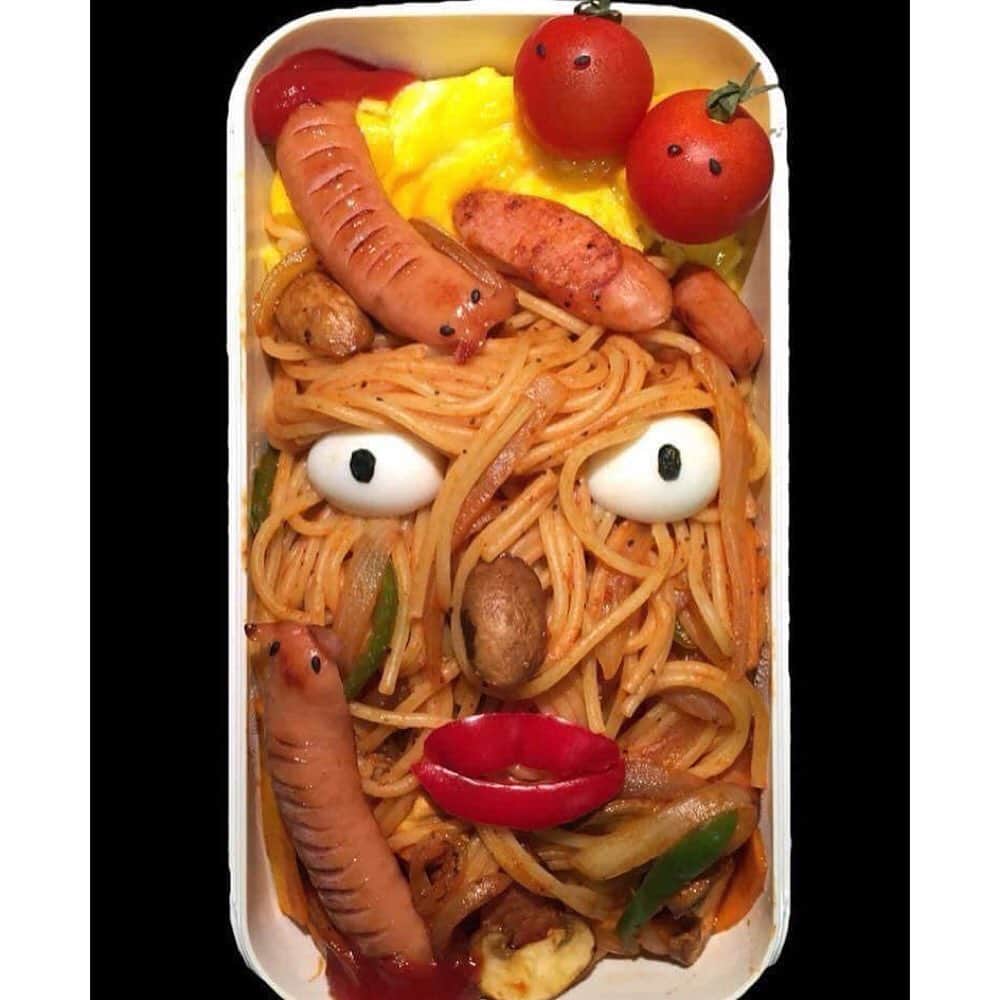 9GAGさんのインスタグラム写真 - (9GAGInstagram)「Lunch box ideas for your ungrateful kids and spouse #lunchbox #bento #9gag」7月26日 16時43分 - 9gag