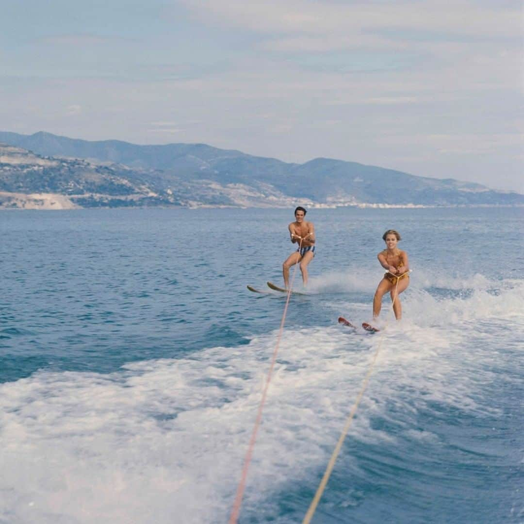 ファッソナブルさんのインスタグラム写真 - (ファッソナブルInstagram)「Jane Fonda and Alain Delon by Francois Pages in 1963. @Pinterest #Façonnable #FrenchRiviera #SpringSummer19 #AlainDelon #JaneFonda #1963」7月27日 2時30分 - faconnable