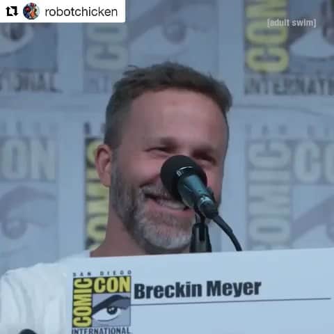 ブレッキン・メイヤーのインスタグラム：「Look, @prideofgypsies, I don’t want you to sweat it. I’m not gonna fight you. Mainly cuz I don’t wanna be turned into just a cloud of pink dust but ALSO cuz I don’t believe in violence...against me. Also, Matt with the mic drop question at the end.」