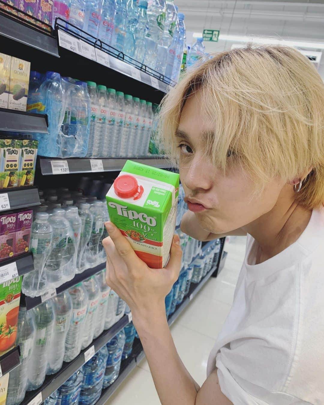 イドンさんのインスタグラム写真 - (イドンInstagram)7月27日 2時49分 - hyojong_1994