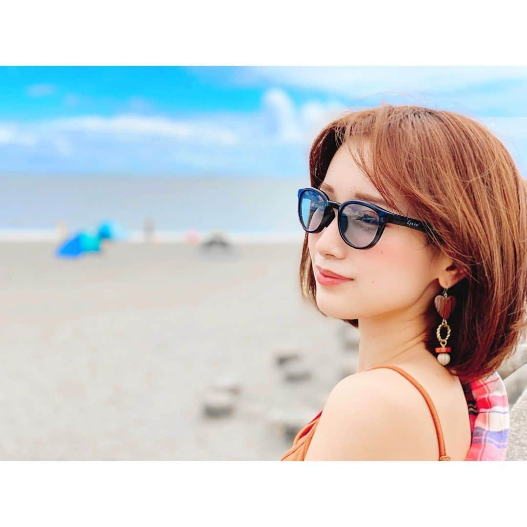 小島みなみさんのインスタグラム写真 - (小島みなみInstagram)「. . 大好きな海 🏝🧡 . . . #連休 #夏休み #海 #夏 #サザンビーチ #eyevol #偏光レンズ」7月26日 18時32分 - kojima_minami_373