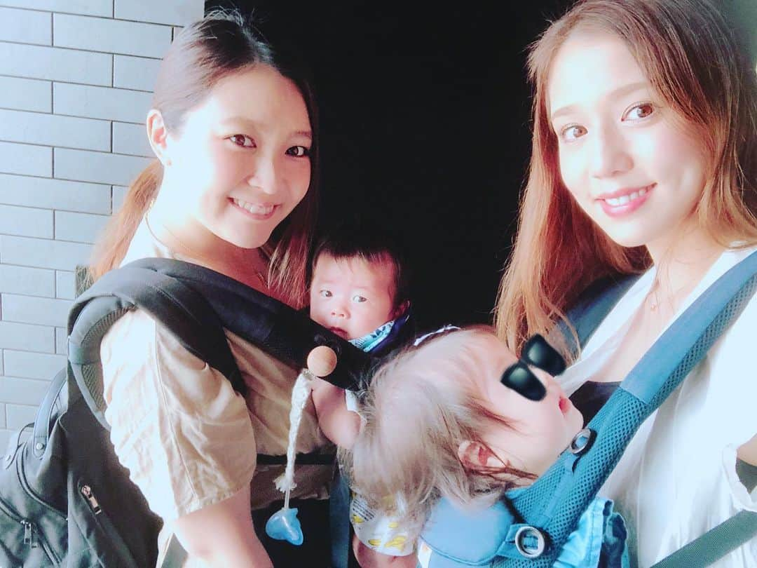 丸高愛実さんのインスタグラム写真 - (丸高愛実Instagram)「babyと @momooogram に癒されっぱなしでした💓 美味しい新潟ごはんも沢山食べて幸せ🥰 りかこありがとう❤️❤️❤️ 大阪に着いたら綺麗な虹🌈がみれたよ😍😍😍 #新潟 #虹」7月26日 19時01分 - marutakamanami