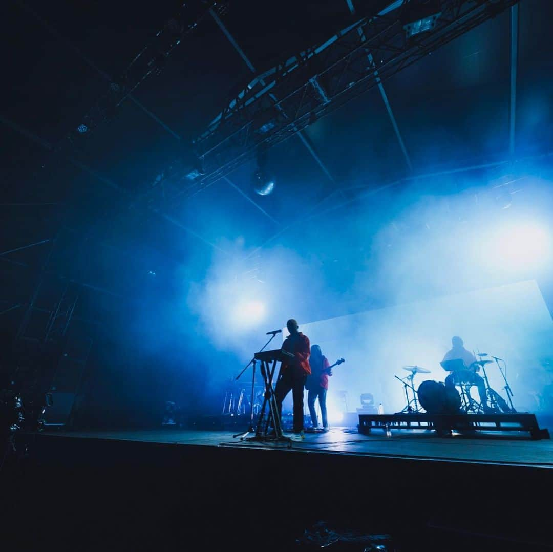 ビルボード・ジャパンさんのインスタグラム写真 - (ビルボード・ジャパンInstagram)「【#フジロック現地レポ】TORO Y MOI @ RED MARQUEE #フジロック #fujirock #toroymoi」7月26日 19時37分 - billboard_japan