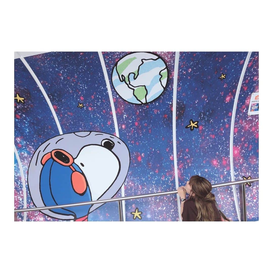 *✭ᏋണᎥ✭*さんのインスタグラム写真 - (*✭ᏋണᎥ✭*Instagram)「ㅤㅤㅤㅤㅤㅤㅤㅤ﻿ ㅤㅤㅤㅤㅤㅤㅤㅤ﻿ 今、 @tokyoskytree_official 東京スカイツリーで﻿ ㅤㅤㅤㅤㅤㅤㅤㅤ﻿ ﻿ FIRST BEAGLE IN SKYTREE® ! ﻿ -アストロノーツスヌーピーと宇宙を知ろう-﻿ ㅤㅤㅤㅤㅤㅤㅤㅤ﻿ ってイベントが、1番上の﻿ 展望回廊でやってるの❗️﻿ 私も行ってきたよー😍💕﻿ ㅤㅤㅤㅤㅤㅤㅤㅤ﻿ 実は上まで登るのは初めて☺︎❤︎﻿ しかもスヌーピーでいっぱいでとっても﻿ 可愛い✨✨﻿ ﻿ 日本初公開のグラフィックノベルアート﻿ を使ったスカイツリーだけのコンテンツ❤︎﻿ ㅤㅤㅤㅤㅤㅤㅤㅤ﻿ 10月14日まで開催してるよ🙌🏻﻿ しかも、5歳以下のお子様は﻿ 展望台への入場が無料😍❤️﻿ ﻿ ㅤㅤㅤㅤㅤㅤㅤㅤ﻿ 夏休みに是非行ってみてねー✨﻿ ﻿ #アストロノーツスヌーピー #snoopy #スヌーピー #スカイツリー#skytree #PR﻿ ﻿ ﻿ ﻿ ﻿ #スヌーピー大好き #PEANUTS #チャーリーブラウン #東京スカイツリー#tokyoskytree #ソラカラちゃん #スカイツリー展望台﻿ ﻿」7月26日 20時18分 - emiliopucci__