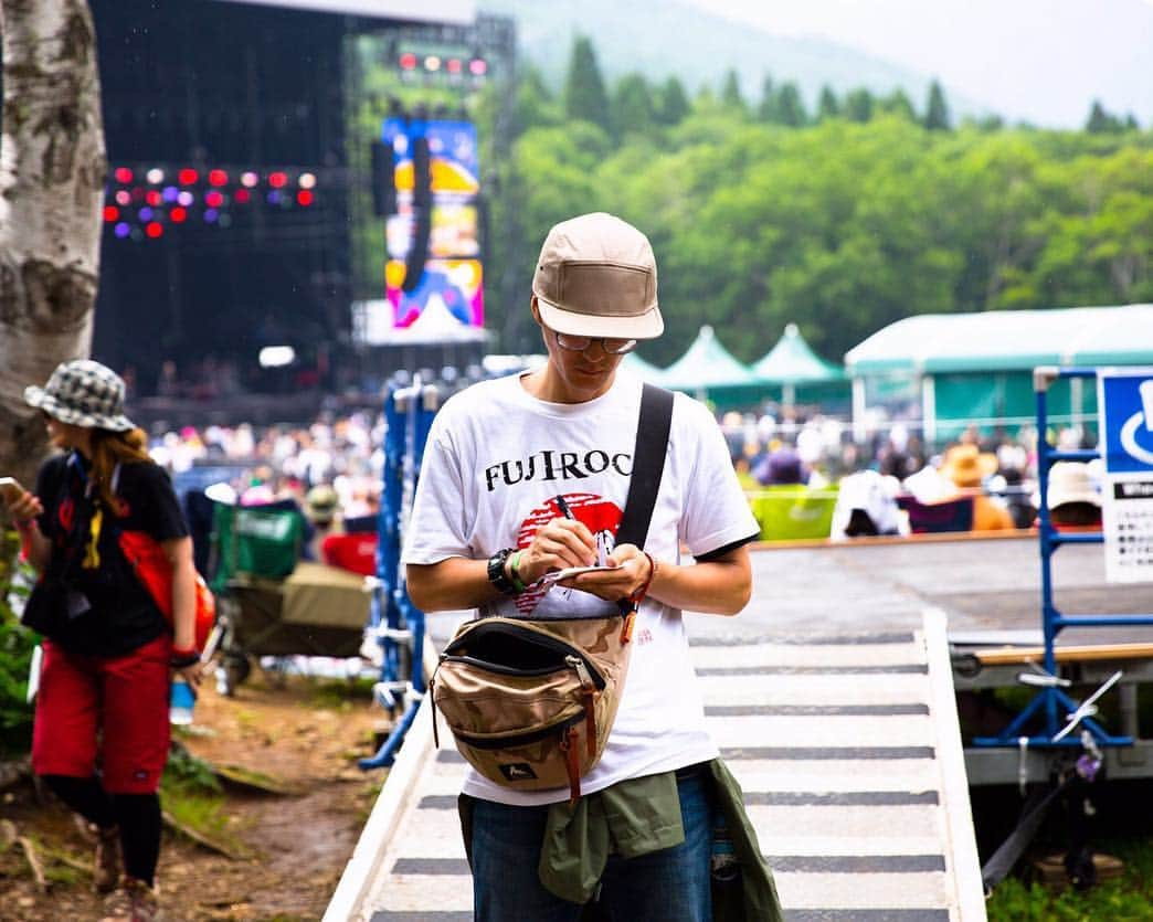 ビームスさんのインスタグラム写真 - (ビームスInstagram)「FUJI ROCK FESTIVAL'19 ・ #happyoutsidebeams #snap #beams #fujirockfestival #fujirockfestival2019 ・ @fujirock_jp @happyoutsidebeams」7月26日 20時18分 - beams_official