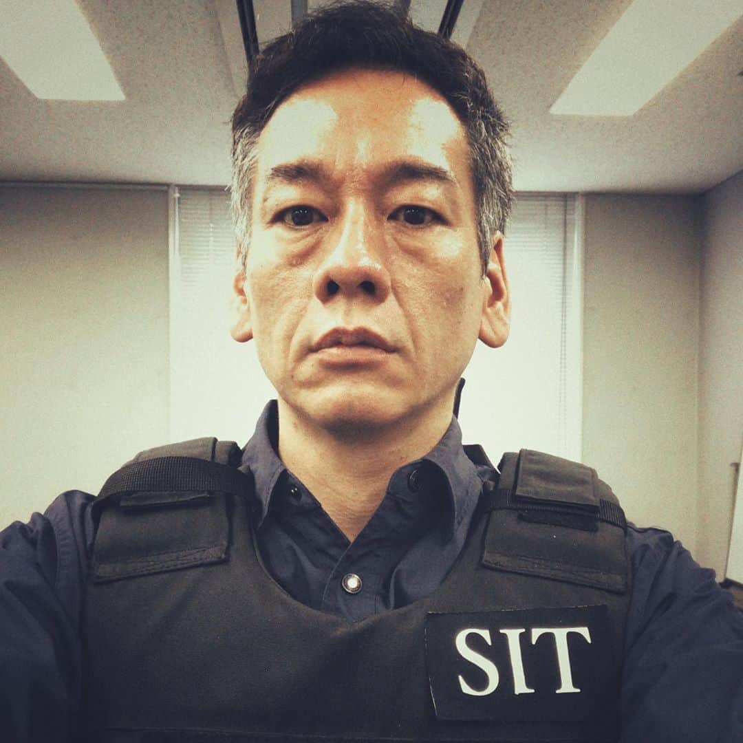 山崎潤のインスタグラム：「安定の特殊部隊  #山崎潤 #俳優 #アパッチ #ドラマー #月に吠える #sit #sat #特殊部隊」