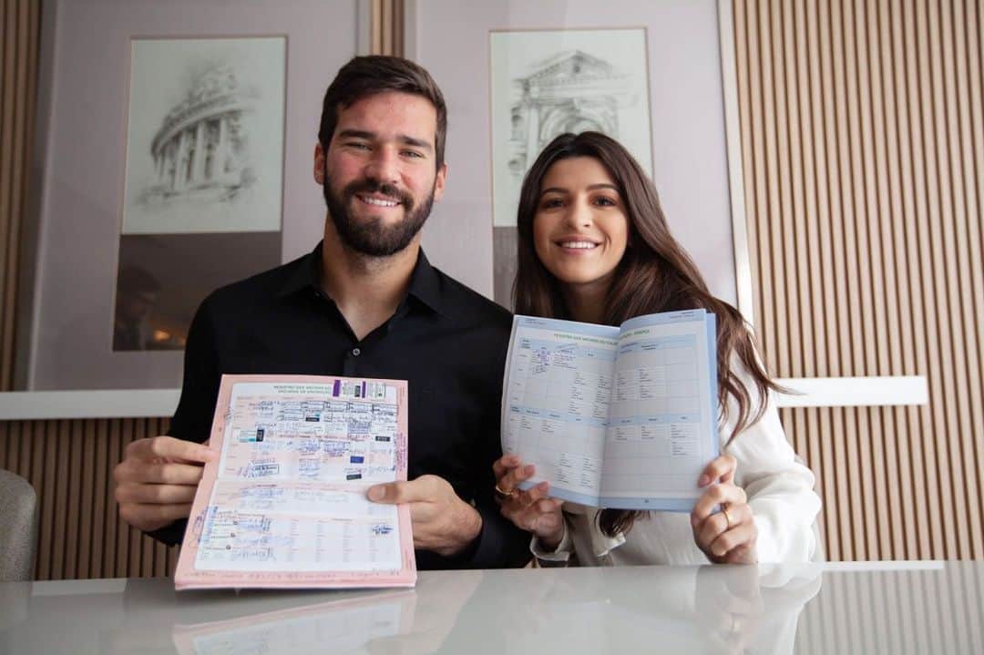 のインスタグラム：「Como pais, faremos todo o possível para protegermos nossos filhos e isso inclui mantê-los vacinados. Estamos orgulhosos em apoiar a campanha #VaccinesWork @who 🤝 Junte-se a nós e mantenham seus filhos vacinados. . As parents, we will do everything we can to keep our kids safe, and that includes getting them vaccinated. We are proud to support @who and the #VaccinesWork campaign. 🤝Join us: Get your children vaccinated!」