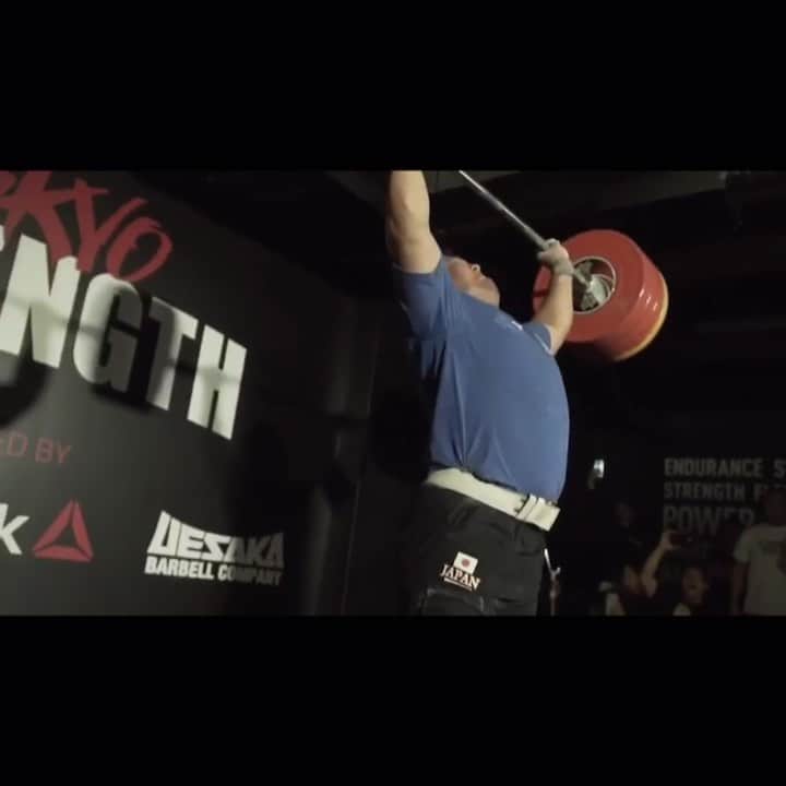 山本俊樹のインスタグラム：「- TOKYO STRENGTH 2019 @crossfit_blackships  伝統を打ち破り 新たな伝説となる瞬間  #ウエイトリフティングやろうぜ この言葉を合言葉に集った選たち  一人一人が主役になれる場 それがこのクロスフィット代々木  最高の瞬間に立ち会えたことに感謝します。 @dsato0609 さんありがとうございます！  #ウエイトリフティングやろうぜ #weightlifting #snatch #cleanandjerk #squat #deadlift  #耐えて勝つ #率先垂範 #山本俊樹 #LEGACYLIFTER」