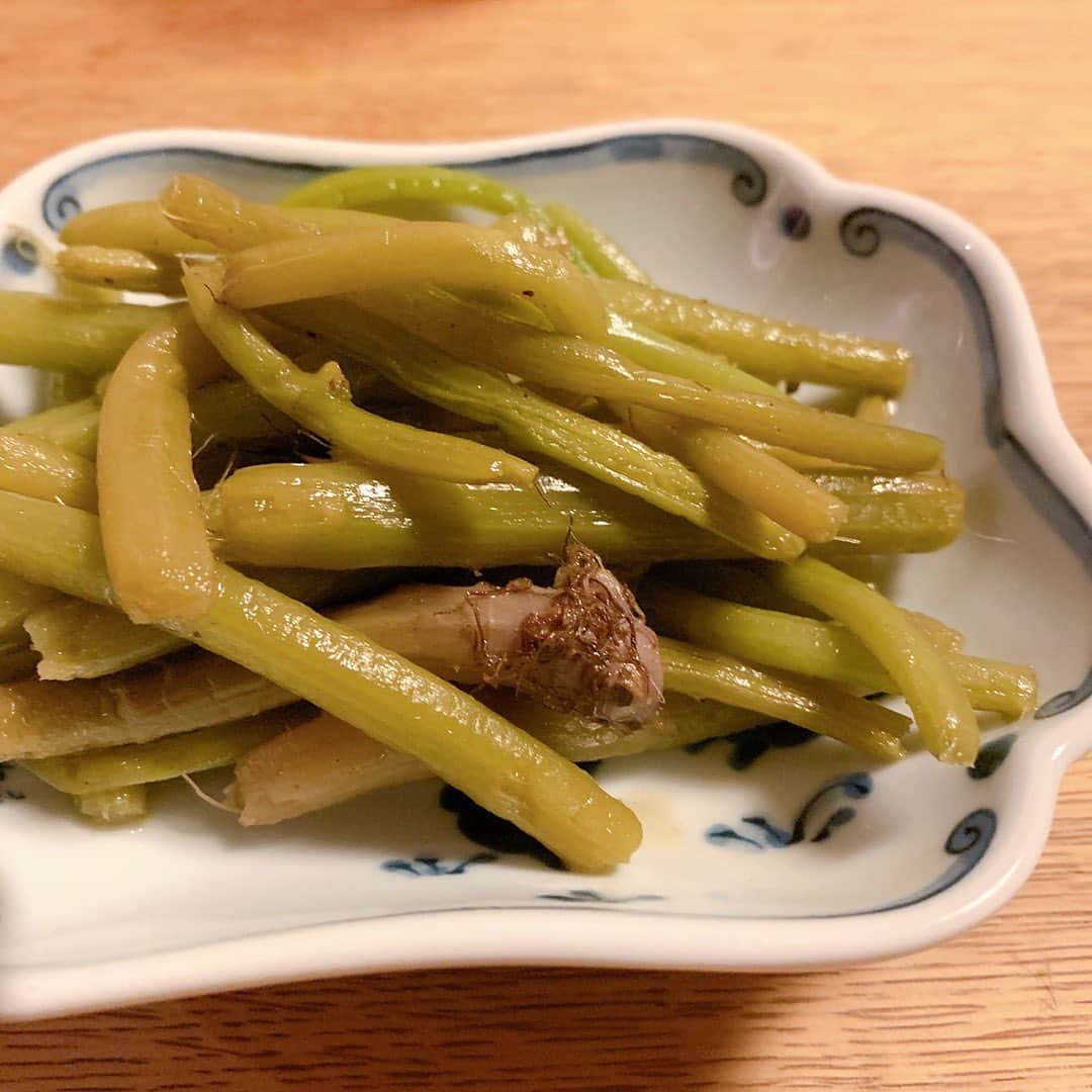 佐々木希さんのインスタグラム写真 - (佐々木希Instagram)「ミズの油炒め。 この時期は毎年相当食べてます。大好物！！ #秋田食材 #希んちのごはん」7月26日 20時52分 - nozomisasaki_official