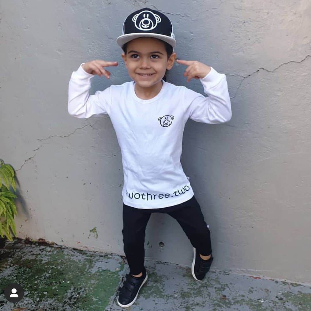 Kidz Fashionさんのインスタグラム写真 - (Kidz FashionInstagram)「🇦🇺 Aussie Brand Feature 🇦🇺 We too are feeling a little crazy about Friday!! Shout out at @twothree.two and this little cutie! #kidzfashionau #kidzfashion」7月26日 21時06分 - kidzfashion