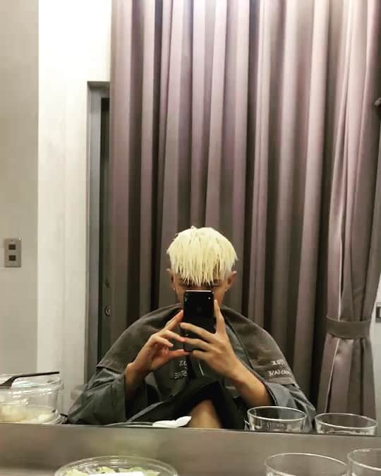柯震東のインスタグラム：「無聊亂搞🤪🤪🤪」