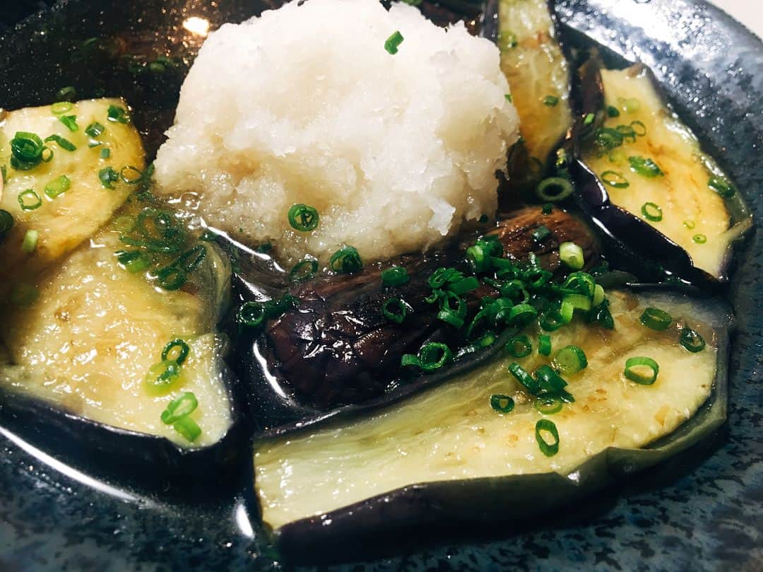 杜このみのインスタグラム：「今日はお休みだったので 久々にお料理出来ました♡ 写真は、ナスの揚げ浸し 牛しぐれ煮、ポテトサラダ♡ 他にも何品か作れて大満足でした😊 #お料理」