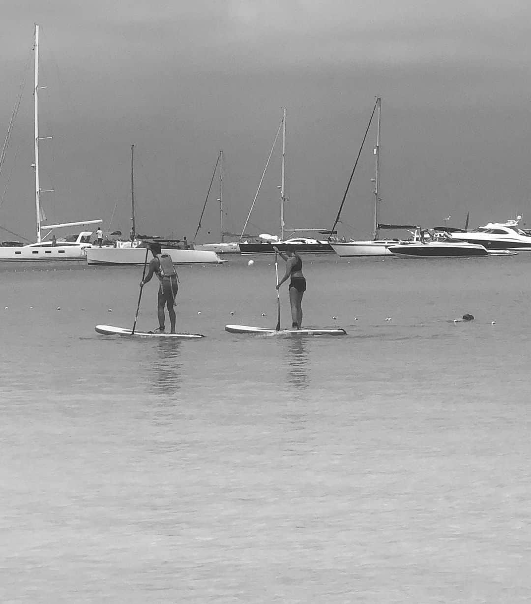 ジョン・コルタジャレナさんのインスタグラム写真 - (ジョン・コルタジャレナInstagram)「Buscando el equilibrio... #Formentera  #paddelsurf  #trying」7月26日 22時35分 - jonkortajarena