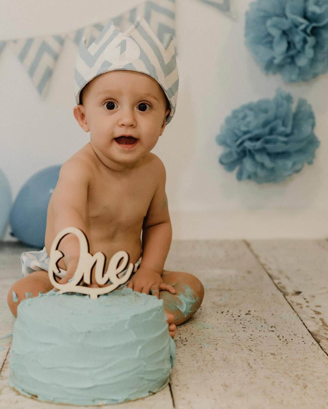 マルク・ムニエッサのインスタグラム：「Happy birthday little monster🎉🎊 T’estimo preciós❤️👶🏼☝🏼#Biel1」