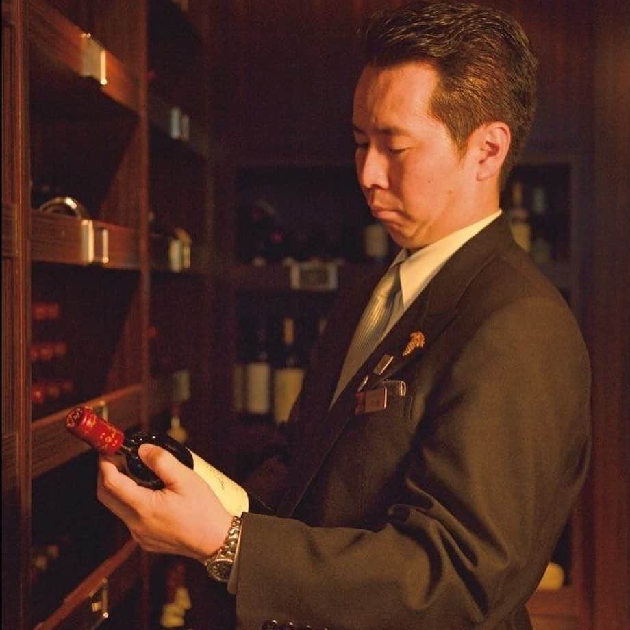 品川プリンスホテルさんのインスタグラム写真 - (品川プリンスホテルInstagram)「【TABLE 9 TOKYO シークレットプレミアム・コラボレーションディナー vol.2】 5月の開催に引き続き、1日8名さま・2日間限定のプレミアム・コラボレーションディナーを開催いたします。  第2回目となる今回は、品川プリンスホテル総料理長 吉田功、シェフソムリエ 中島正博に加え、ゲストシェフとして高輪エリア総料理長 高橋慶太を招き、「スパイス」をテーマにコース料理とペアリングワインをお楽しみいただけます。  シェフとソムリエが目の前で繰り広げる特別な時間をお楽しみください。  #shinagawaprincehotel #princehotel #travellers #trip #instatravel #luxuryhotel #tokyo #japan #beautifulhotels #品川プリンスホテル #品川」7月26日 22時35分 - shinagawaprincehotel