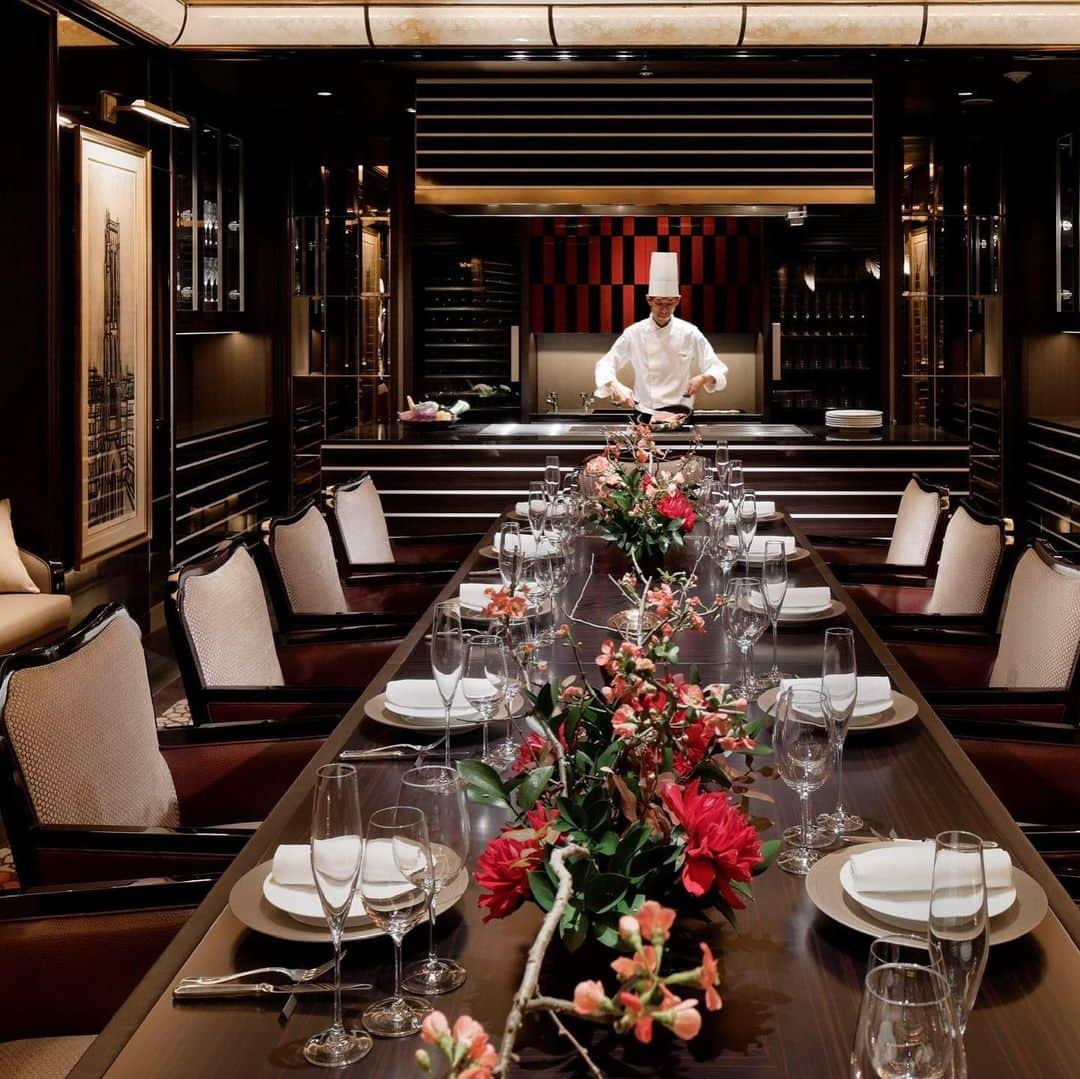 Table 9 TOKYO のグルメインスタ