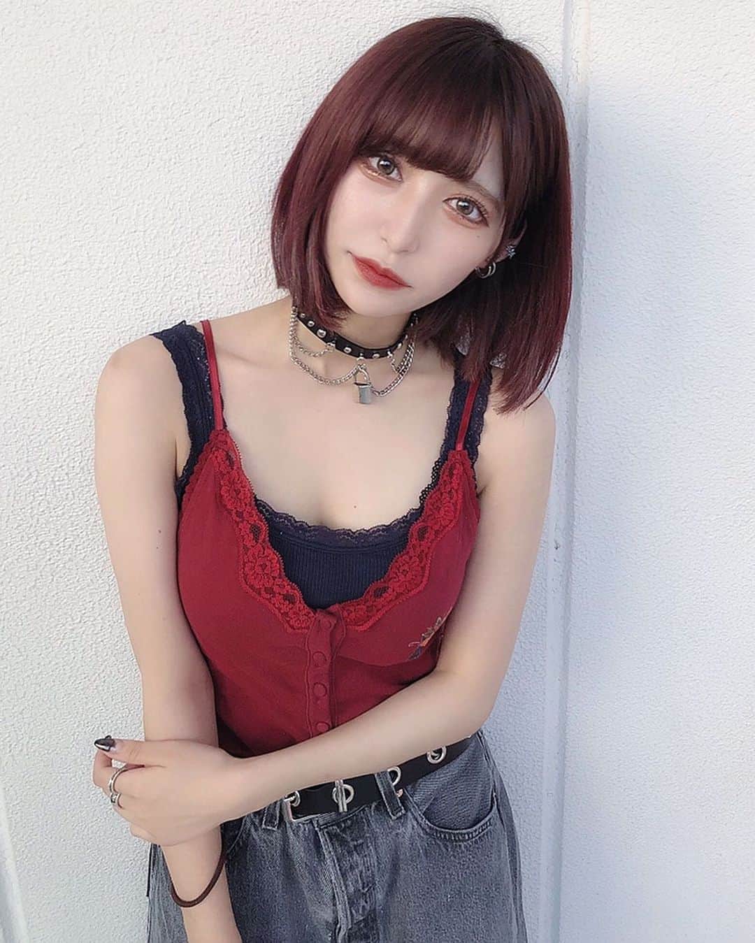 一ノ瀬りとのインスタグラム：「夏はきらいだけど夏服だけはすき〜」