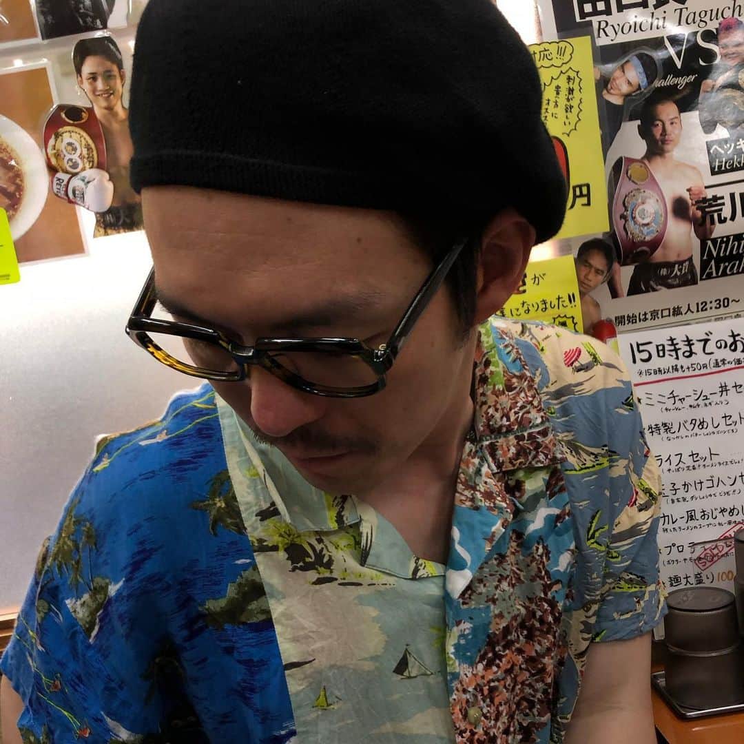 カバさんのインスタグラム写真 - (カバInstagram)「本日のでぶ活。 まさかの2日連続の友愛亭！ ボス(先輩)が奥重さんから信濃さんに変わっただけで子分(後輩)は一緒！お店の人がニコニコしてました！今日の友愛亭も最高にうまカバちゃんでした✨ . 明日はNGKで酒井藍座長新喜劇4発と、漫才劇場で信濃岳夫リーダー新喜劇2発です！是非笑いに来てくださーい😊 . . あぁ、痩せたい！ . . #本日のでぶ活 #でぶ活 #友愛亭 #ラーメン #グルメ #グルメ好きな人と繋がりたい #2日連続は店員さんもニコニコします #あぁ、痩せたい」7月26日 23時52分 - kabaking0129