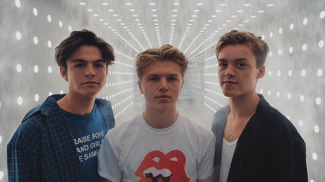 New Hope Clubさんのインスタグラム写真 - (New Hope ClubInstagram)「New York, that was cool 😘🍎 . . . #newyork #newhopeclub #summervibes #love #again #usa #tour」7月26日 23時53分 - newhopeclub