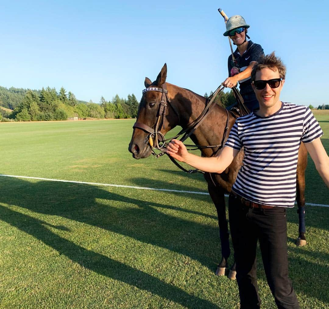 ダミアン･クーラッシュのインスタグラム：「Here I am, dancing with a horse. We are dancing together because we are excited about tomorrow, which is when #PoloNoir happens. Polo Noir is a rock show that takes place right after a polo match. If you’re in Portland, come learn about polo with us.」