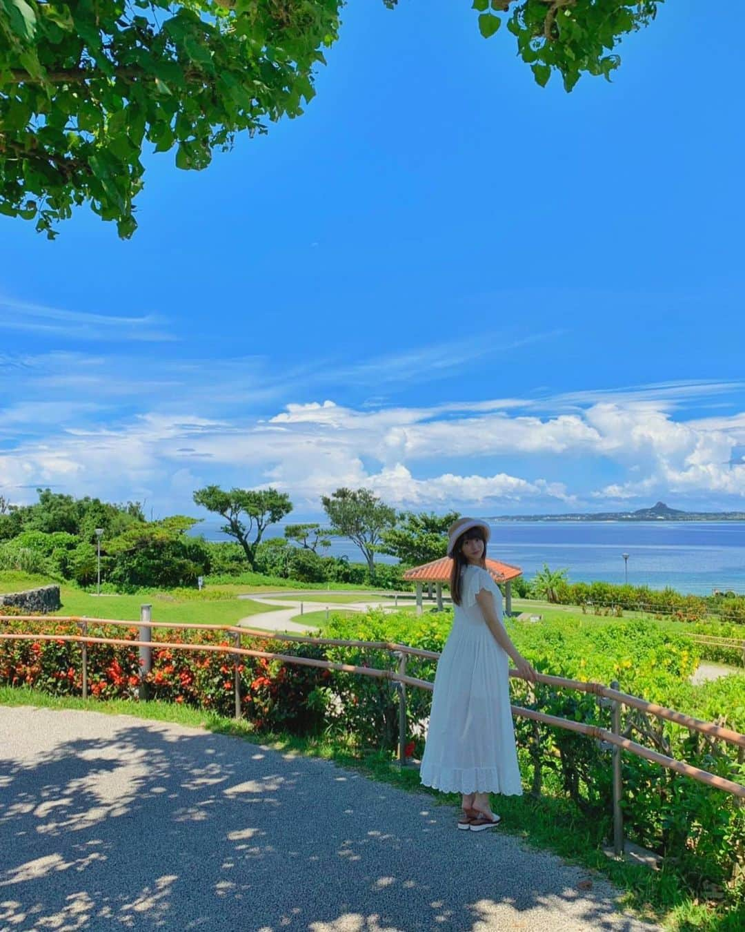 野崎萌香さんのインスタグラム写真 - (野崎萌香Instagram)「久しぶりの沖縄🌺💕🍃」7月27日 11時52分 - moeka_nozaki