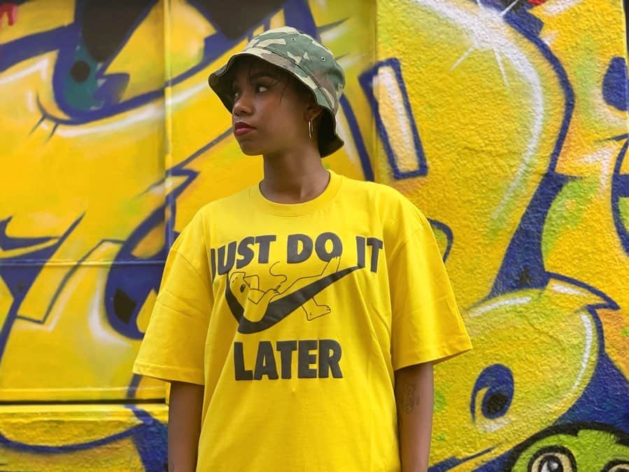 のインスタグラム：「#growaroundnewarrivals  CHINATOWN MARKET☺︎ "JUST DO IT LATER"😴 #grow_outfit」