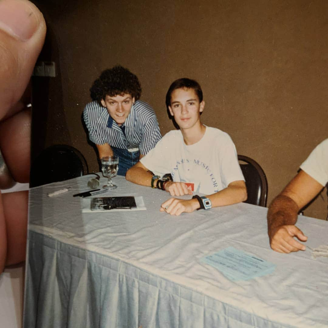 ウィル・ウィトンさんのインスタグラム写真 - (ウィル・ウィトンInstagram)「#FBF to a con Tampa FL, probably about 1988, with a woman named Faith, who just handed me this picture at #galaxycon in Raleigh.」7月27日 3時52分 - itswilwheaton