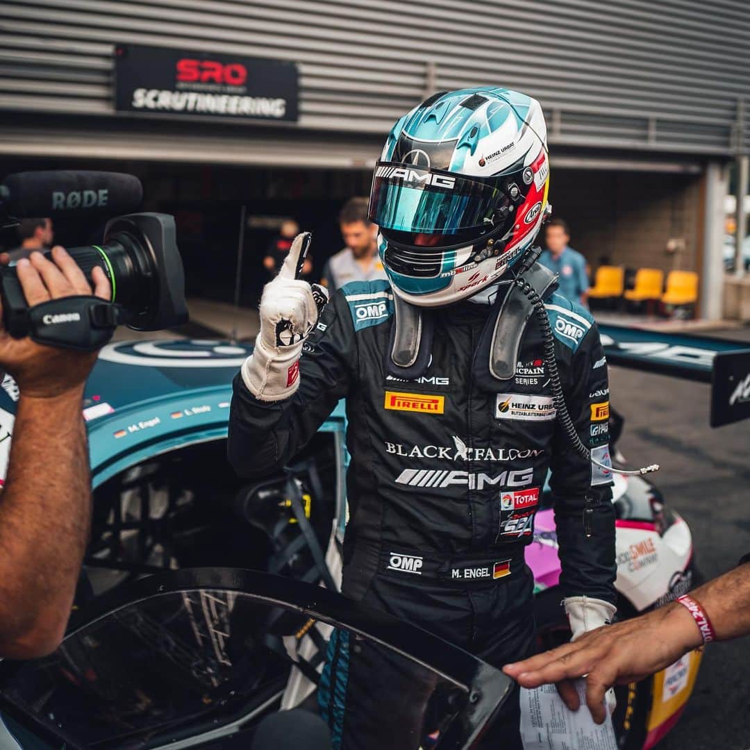 Mercedes AMGさんのインスタグラム写真 - (Mercedes AMGInstagram)「It‘s Pole Position for the #4 Mercedes-AMG GT3! Great job by @maroengel and congrats to @lucastolz, @yelmercom and @teamblackfalcon! 👏 The @total24hoursofspa start tomorrow at 4:30pm (CEST). Stay tuned! #Spa24H #MercedesAMG #AMG #AMGGT3 #BlancpainGT #IntGTC」7月27日 4時24分 - mercedesamg