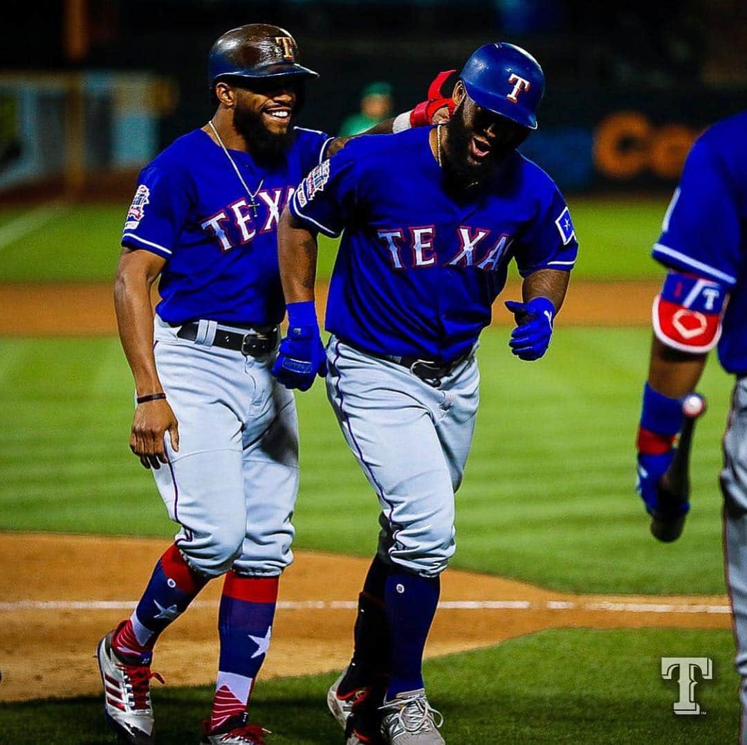 デライノ・デシールズ・ジュニアのインスタグラム：「BOOM! 💥 @dannysantana39 #togetherwe」