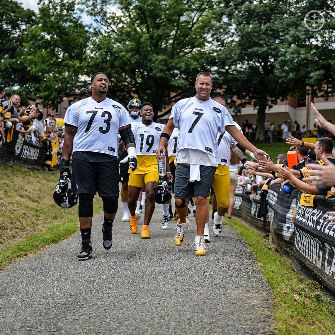 ピッツバーグ・スティーラーズさんのインスタグラム写真 - (ピッツバーグ・スティーラーズInstagram)「It's good to be back 😊 #SteelersCamp」7月27日 4時30分 - steelers