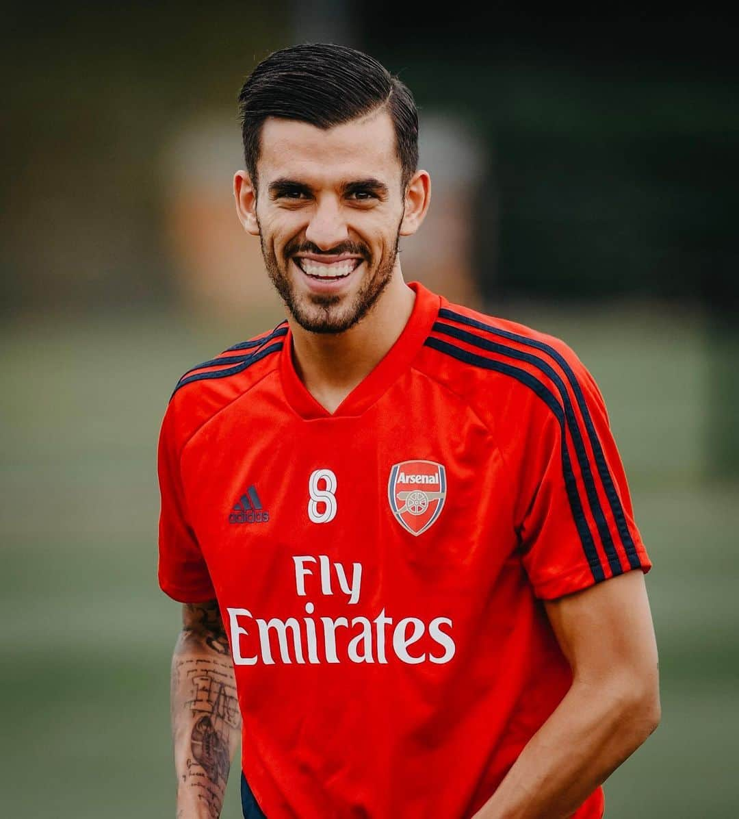 アーセナルFCさんのインスタグラム写真 - (アーセナルFCInstagram)「😁 All smiles at Dani Ceballos' first training session at London Colney ⁣ ⁣⁣⁣⁣⁣⁣⁣⁣ #arsenal #ceballos #holadani ⁣ #gunners #arsenalfc #london」7月27日 4時41分 - arsenal