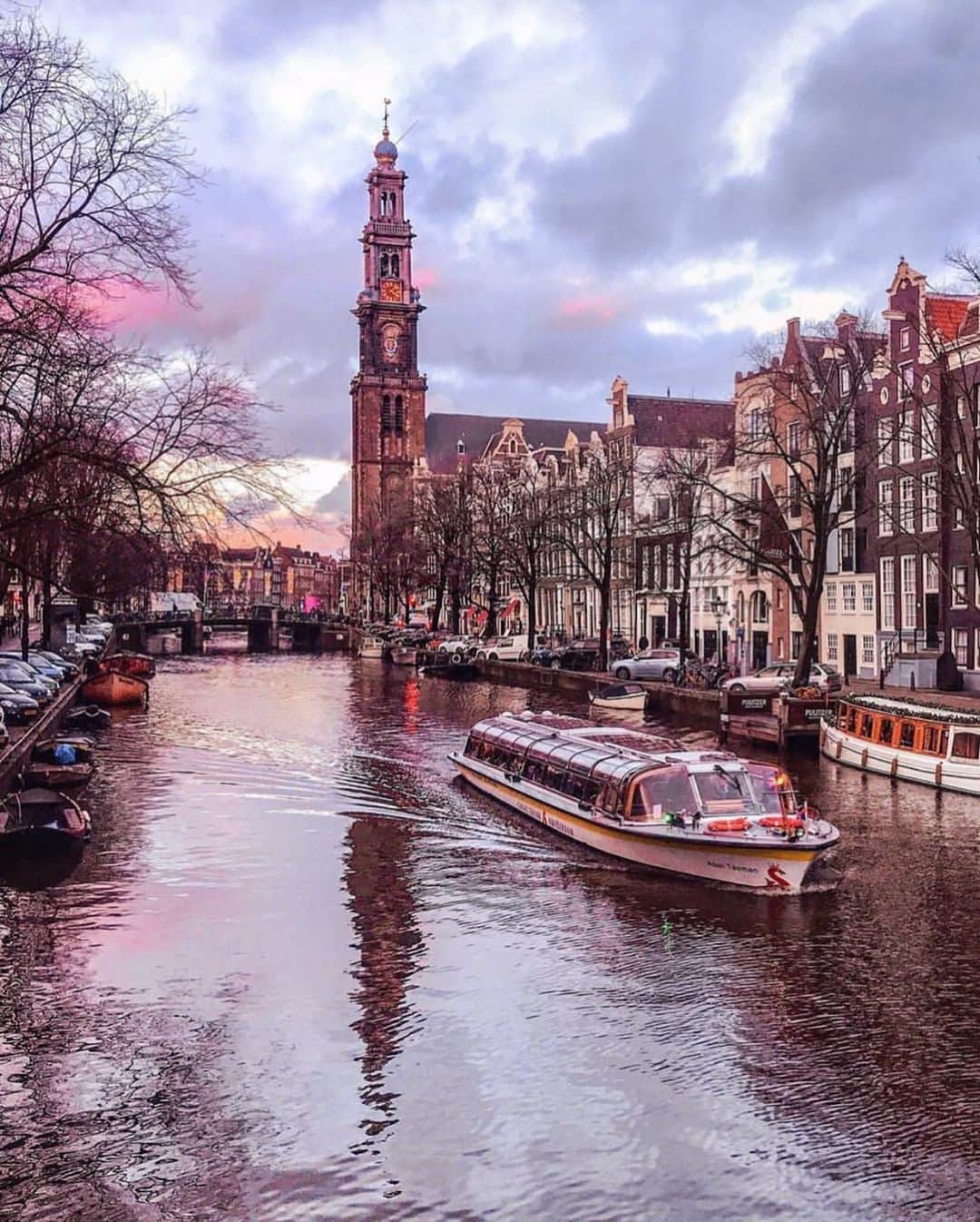 Wonderful Placesさんのインスタグラム写真 - (Wonderful PlacesInstagram)「Amsterdam ✨💖💖💖✨ . Picture by ✨✨@polabur✨✨ #wonderful_places for a feature 💖」7月27日 5時11分 - wonderful_places