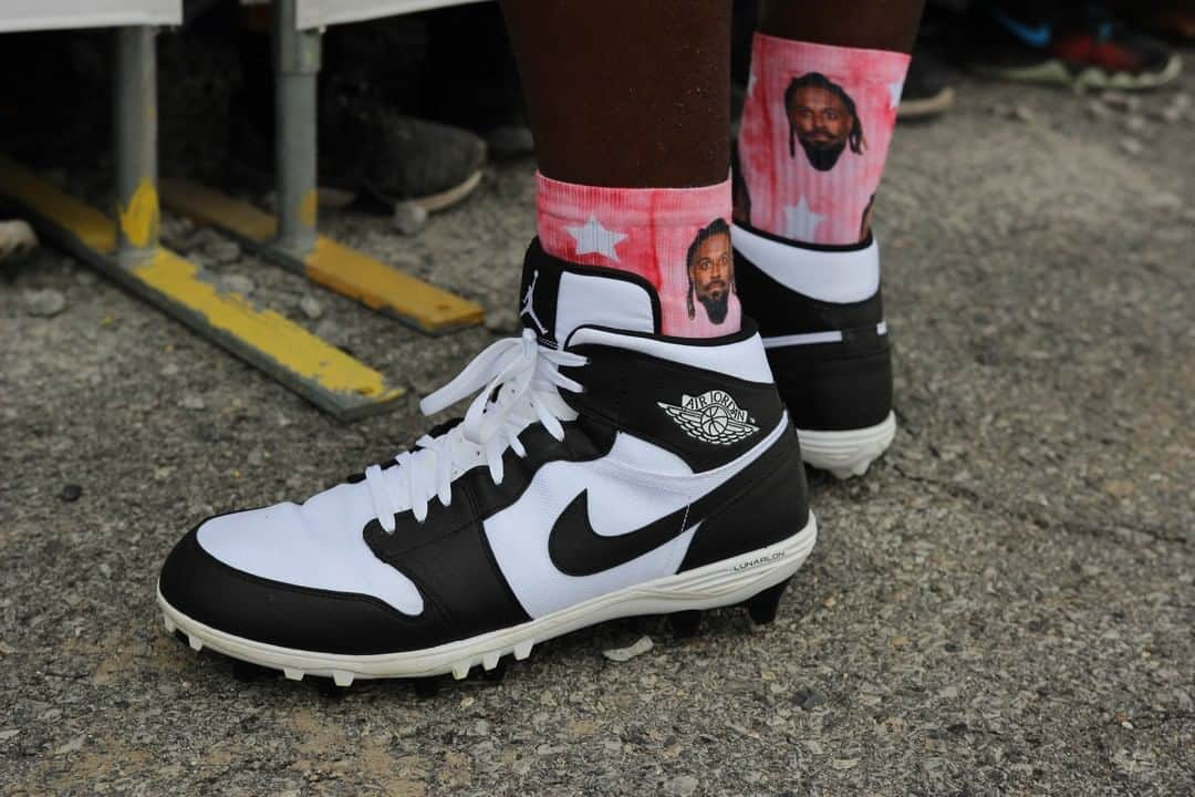 ニューオーリンズ・セインツさんのインスタグラム写真 - (ニューオーリンズ・セインツInstagram)「@CamJordan94's kicks and socks today 🔥⁠ ⁠ #SaintsCamp」7月27日 5時18分 - saints