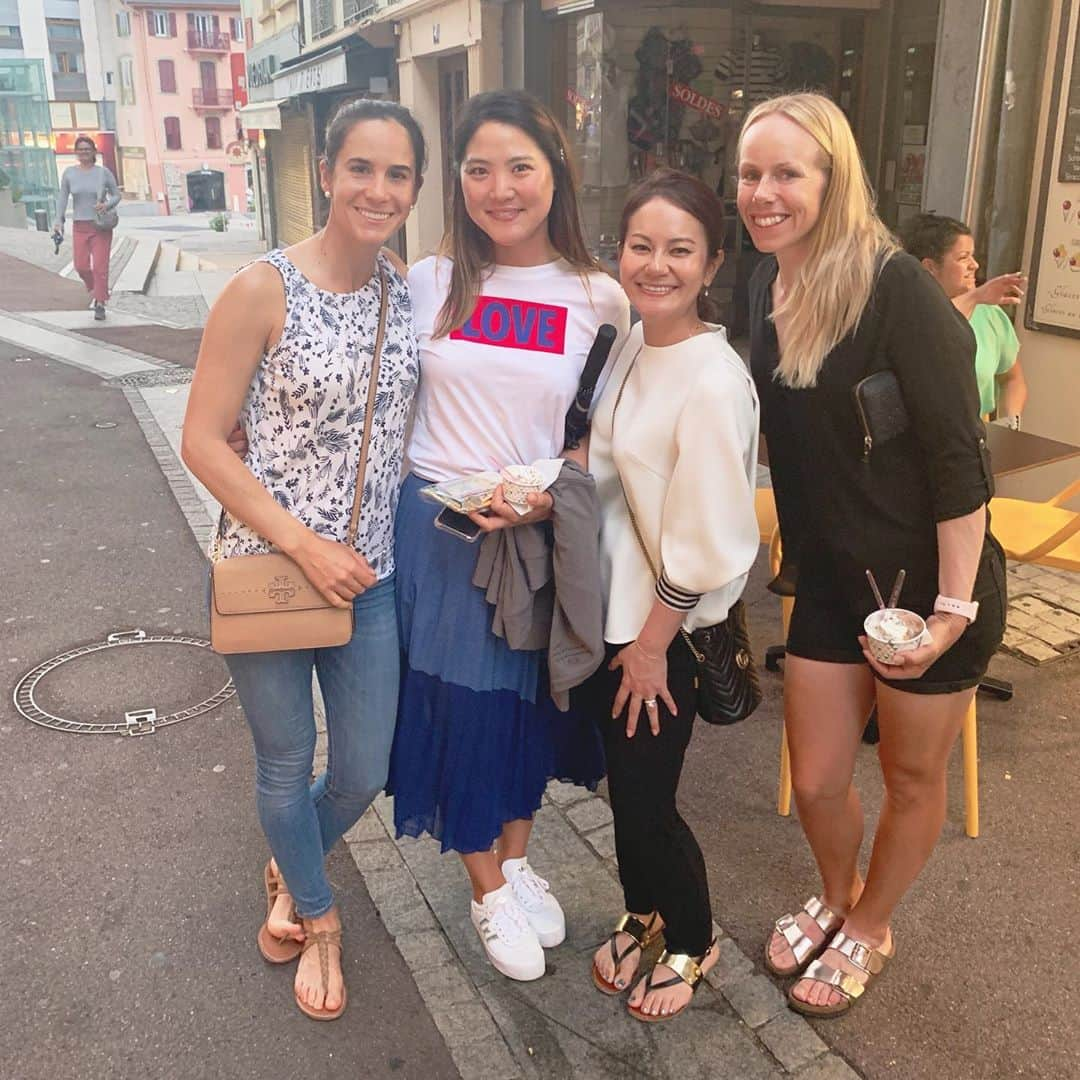 宮里藍さんのインスタグラム写真 - (宮里藍Instagram)「My happy place!! I missed these girls soooo much!!!! So fun to catch up with them☺️❤️ We miss you @sarahjanegolf and Duane and little baby boy Theo💙💙💙 Love you lots girls!!! #yesyesyes #lovemygirls #myfriendsbetterthanyours 仲のいい友達と最高に楽しい夜を過ごせる事は本当に幸せですね☺️❤️自分でいられる場所だなぁーって思いながら沢山話しました！！皆んな本当にありがとー！😆✨ #スペイン #韓国 #スウェーデン #日本 #多国籍 #大好きな人たち」7月27日 5時28分 - ai_miyazato