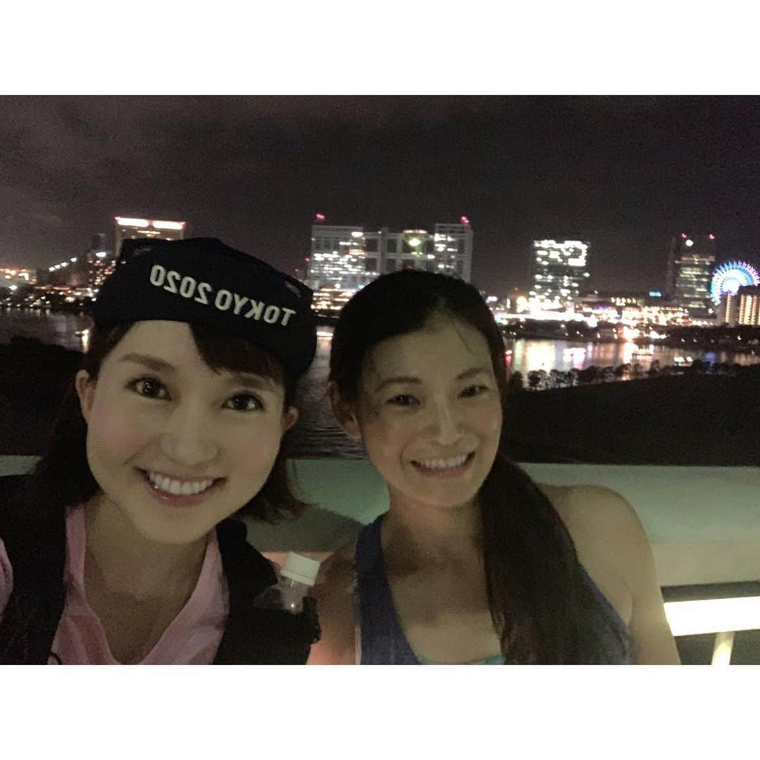 長谷川朋加さんのインスタグラム写真 - (長谷川朋加Instagram)「＊ 【 おのぼりさん🎏 】 ＊ 怒涛の一週間が終わり…三連休！ 昨日はれいさんと赤坂でランチ🍖 昼からお肉を食べてパワーチャージ😙 れいさんチョイスのお店は 全部美味しい！素晴らしい！ いつも楽しい＆美味しい時間を 有り難うございます🥺 ＊ 夜は日本橋、東京駅近辺を走り みっこたんとお台場へ！ 何だかんだしていたら レインボーブリッジの 遊歩道が閉まる時間が迫り… 封鎖される前に滑り込みセーフ😂笑 キロ6でさえかなり辛いこの身体…😂 ＊ 久しぶりのレインボーブリッジは 楽しかった〜🤤🤤久々のロング走！ 次は余裕を持って走ろう！笑 ＊ 今日は徳島からあゆみが 来てくれるので楽しみすぎる🤤うへ ＊ #やりたい事は全部やる #全力前向き前のめり #走るの大好き #running #instarunner #runhappy #runninggirl #ランニング #ジョギング #マラソン #トレーニング #筋トレ #筋トレ女子 #体幹 #ワークアウト #ボクシング #ランナー #アナウンサー #ラナウンサー #福島テレビ #福島 #ig東北ランナーズ #お台場 #レインボーブリッジ #フジテレビ #東京駅 #東京オリンピック」7月27日 6時09分 - hasegawatomoka